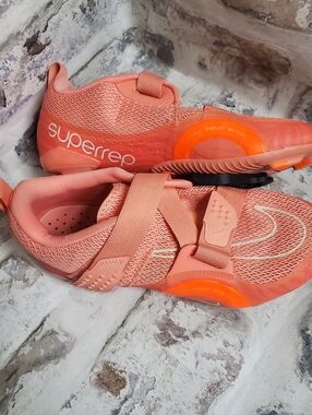 Nike SuperRep Cycle 2 Orange women’s size 9.5  DH 3395-600
